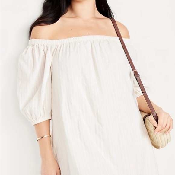 Old Navy Off-Shoulder Cream Dress - Picture 1 of 4